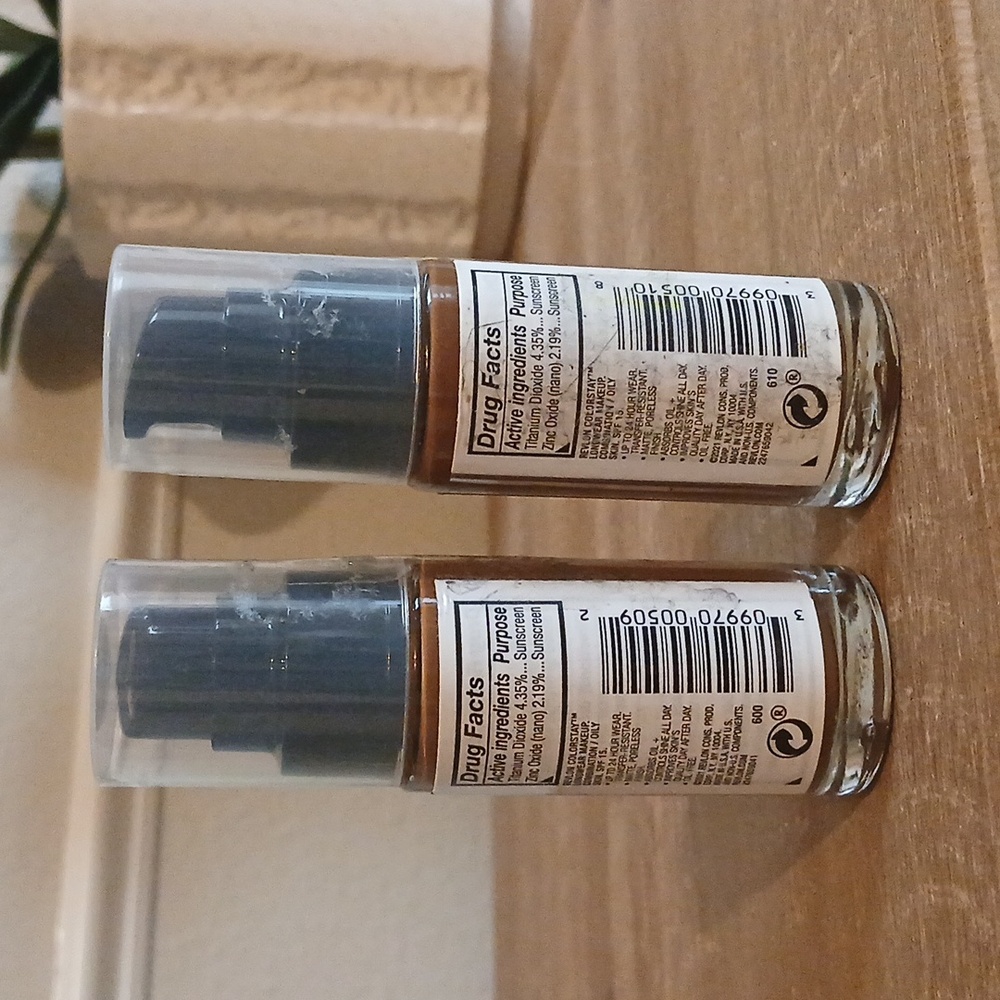 New Two Revlon Colorstay Longwear Makeup Skin Combination SPF 15 Makeup Beauty - Picture 6 of 12